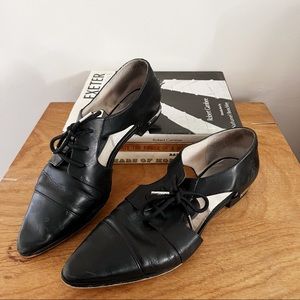Michael Kors Cut-Out Oxfords